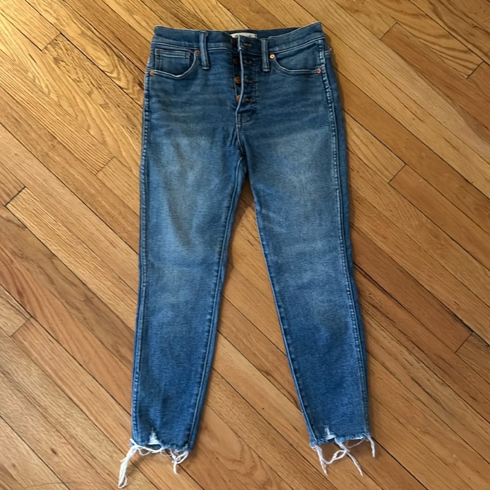 Madewell 10” high rise jeans.